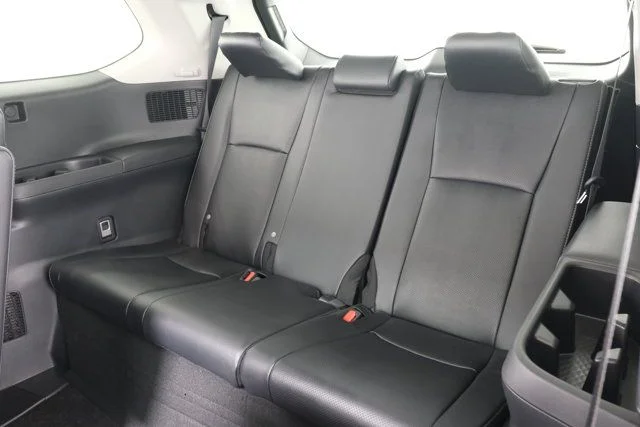Certified Used 2026  Toyota Limited image 37