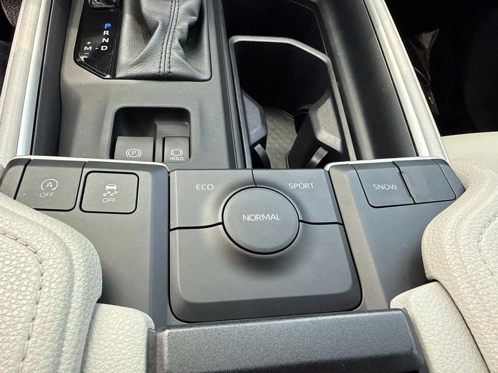 Used 2025 Silver Toyota XLE image 34