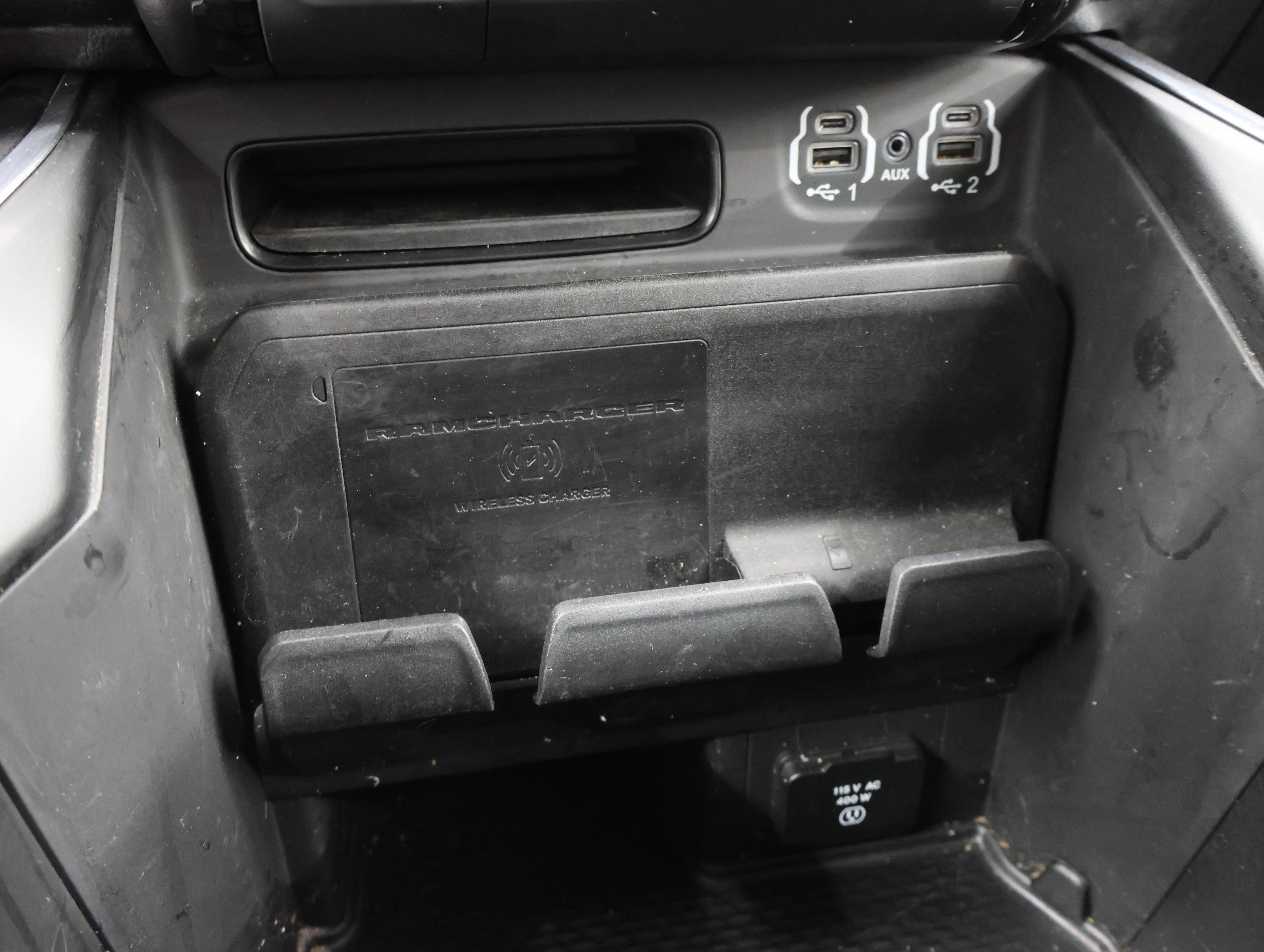 Used 2021 Diamond Black Crystal Pearlcoat Ram Laramie image 47
