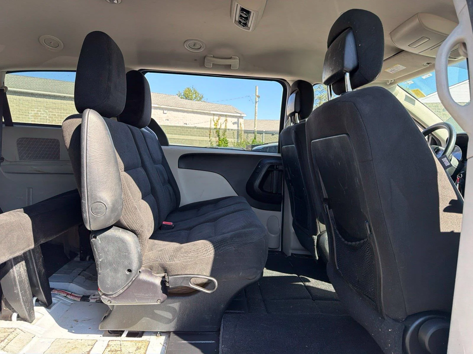 Used 2017 White Dodge SE image 15