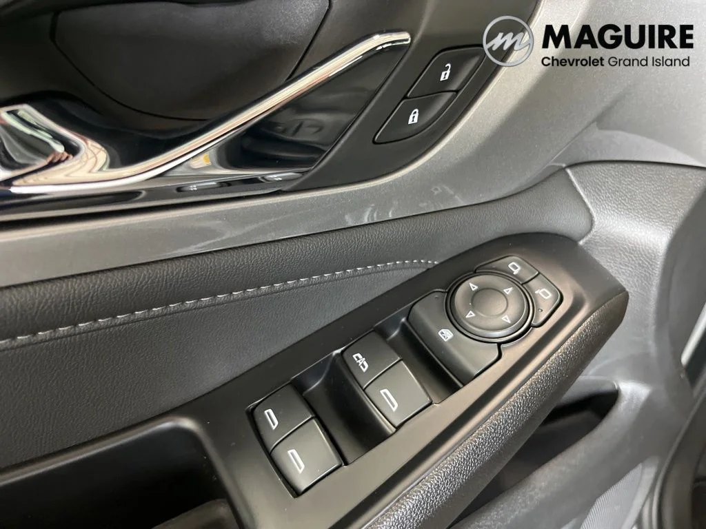 Used 2023 Gray Chevrolet LT image 2