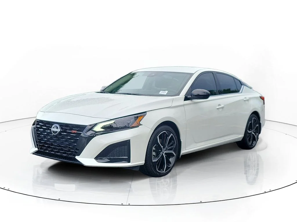 New 2026 White Nissan 2.5 SR image 3