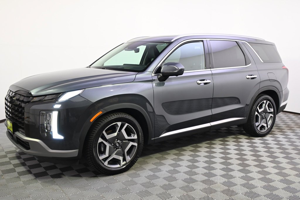 Certified 2024 Hyundai Palisade Limited with VIN KM8R5DGE8RU703168 for sale in St. Louis Park, Minnesota