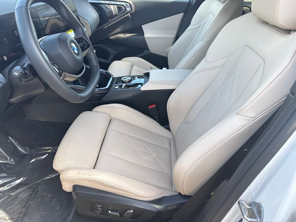 Used 2025 White BMW 30 xDrive image 22