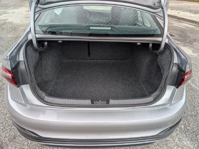 Used 2024 Silver Volkswagen 1.5T SE image 29