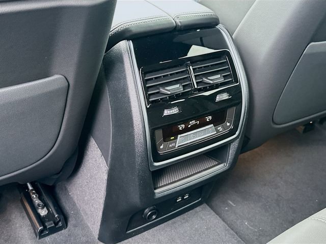 New 2026 Black BMW sDrive40i image 16