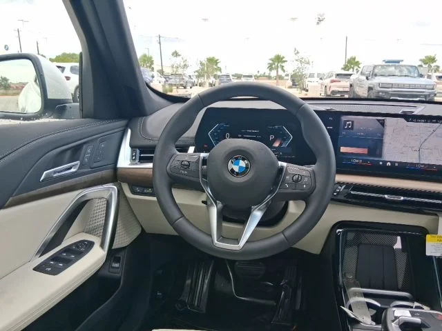 New 2026 Mineral White Metallic BMW xDrive28i image 9