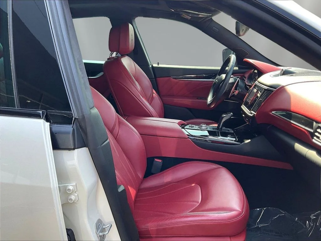 Used 2022 Bianco Maserati Modena image 29