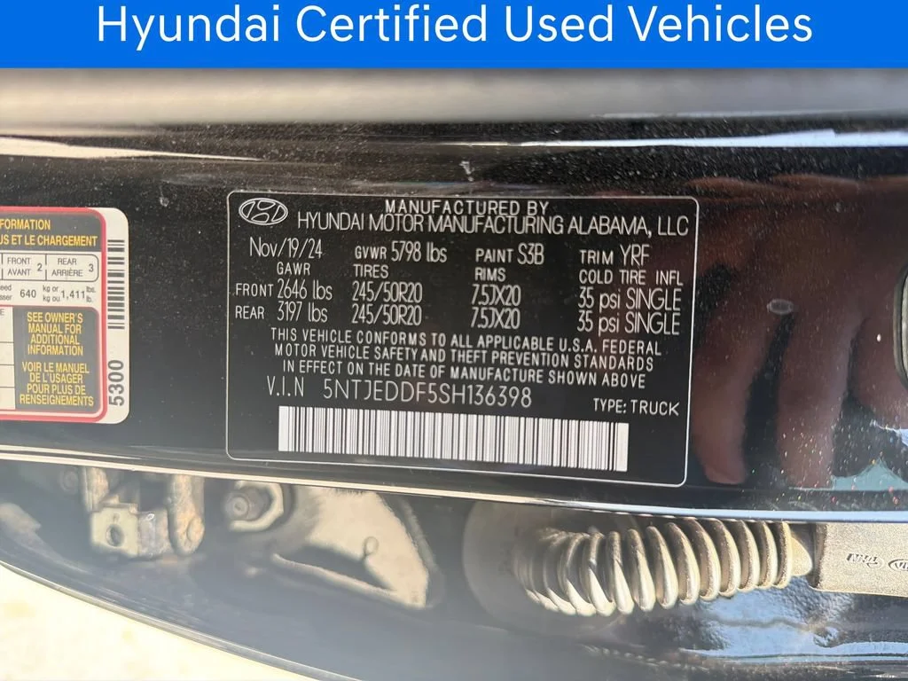 Certified Pre-Owned 2025 Hyundai Santa Cruz Limited