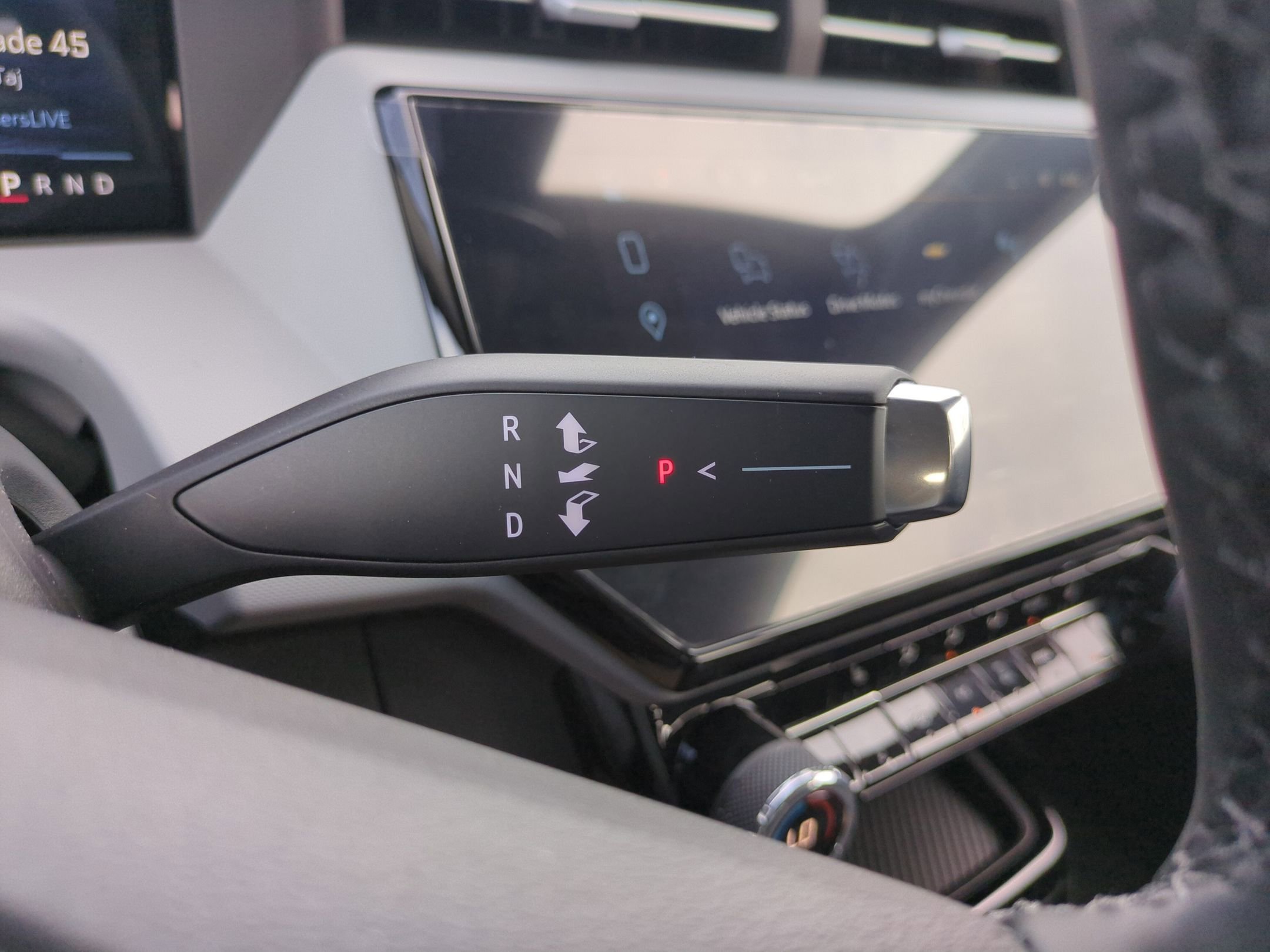 New 2027 Mosaic Black Metallic Chevrolet LT image 19
