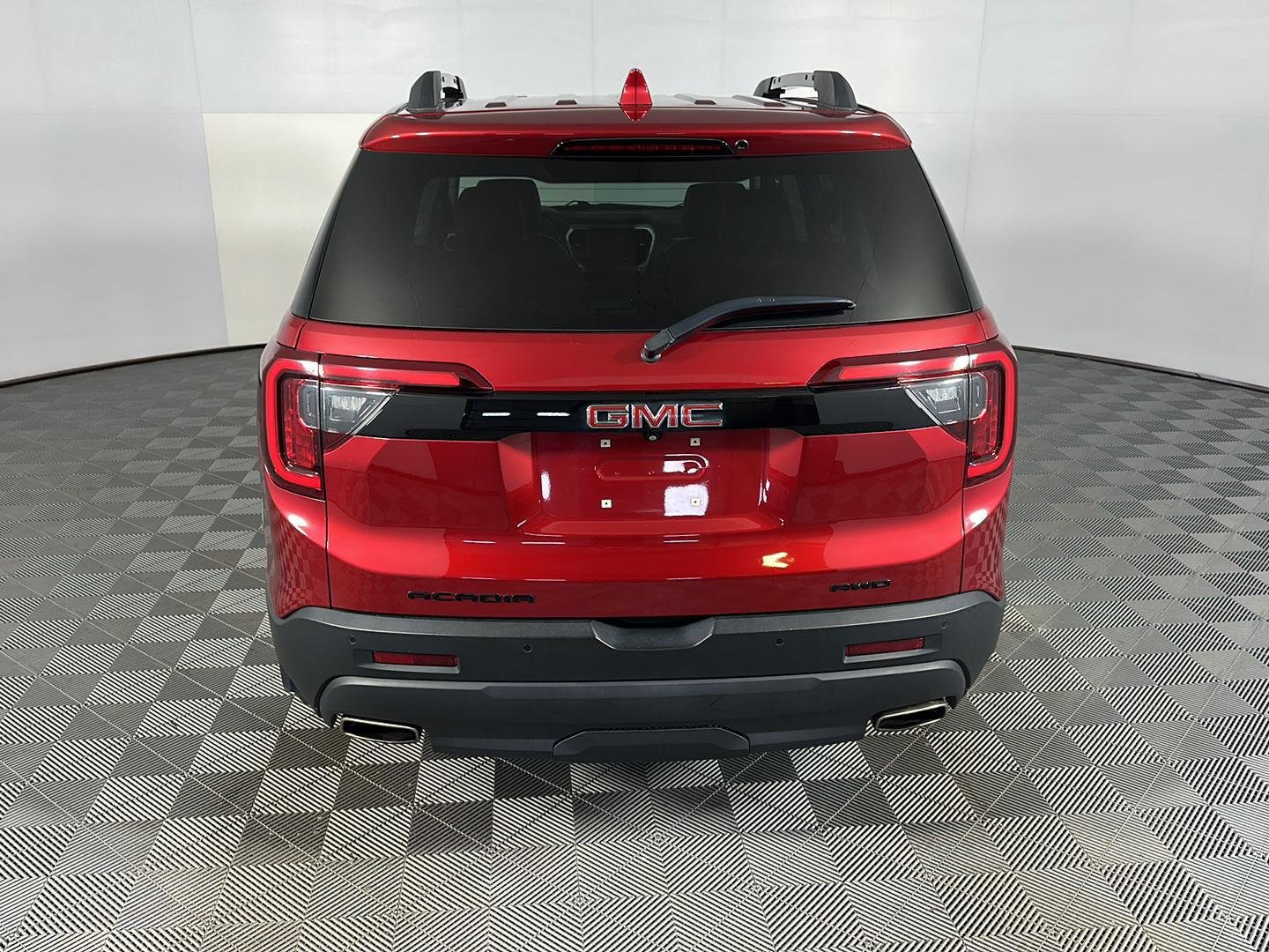 Used 2023 Volcanic Red Tintcoat GMC SLT image 9