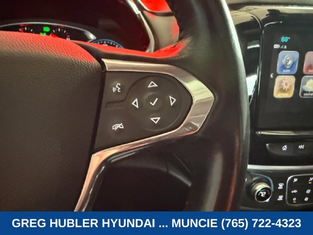 Used 2019 Beige Chevrolet Premier image 17