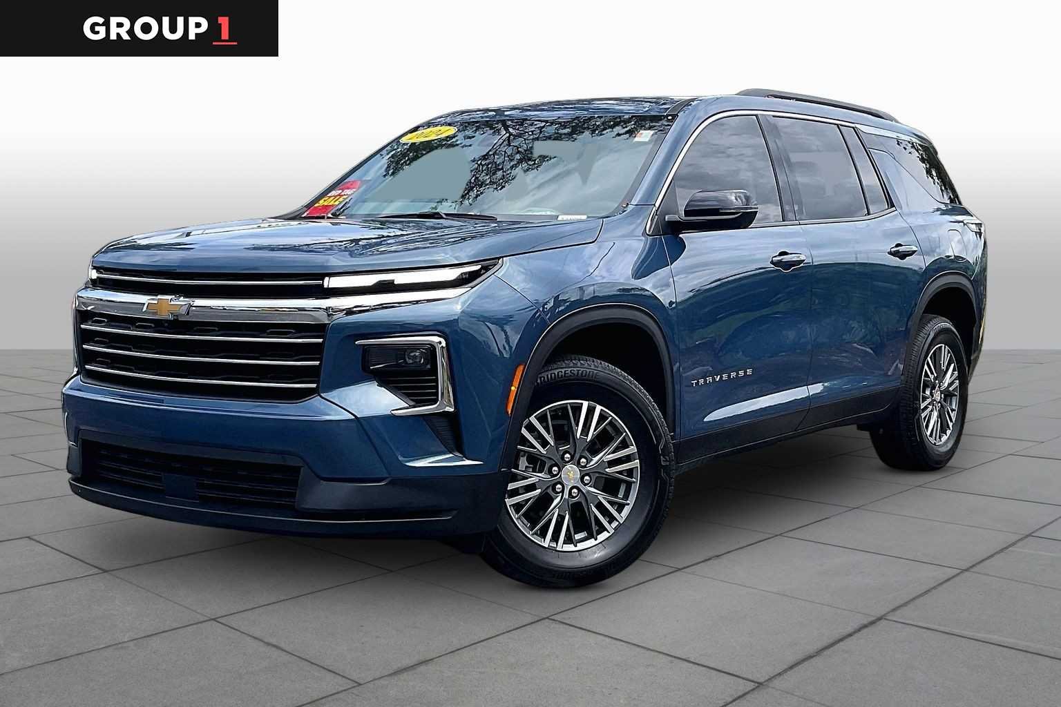 2024 Chevrolet Traverse FWD LT's photo