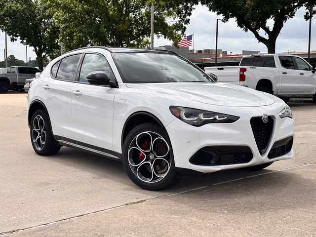 2024 Alfa Romeo Stelvio Veloce
