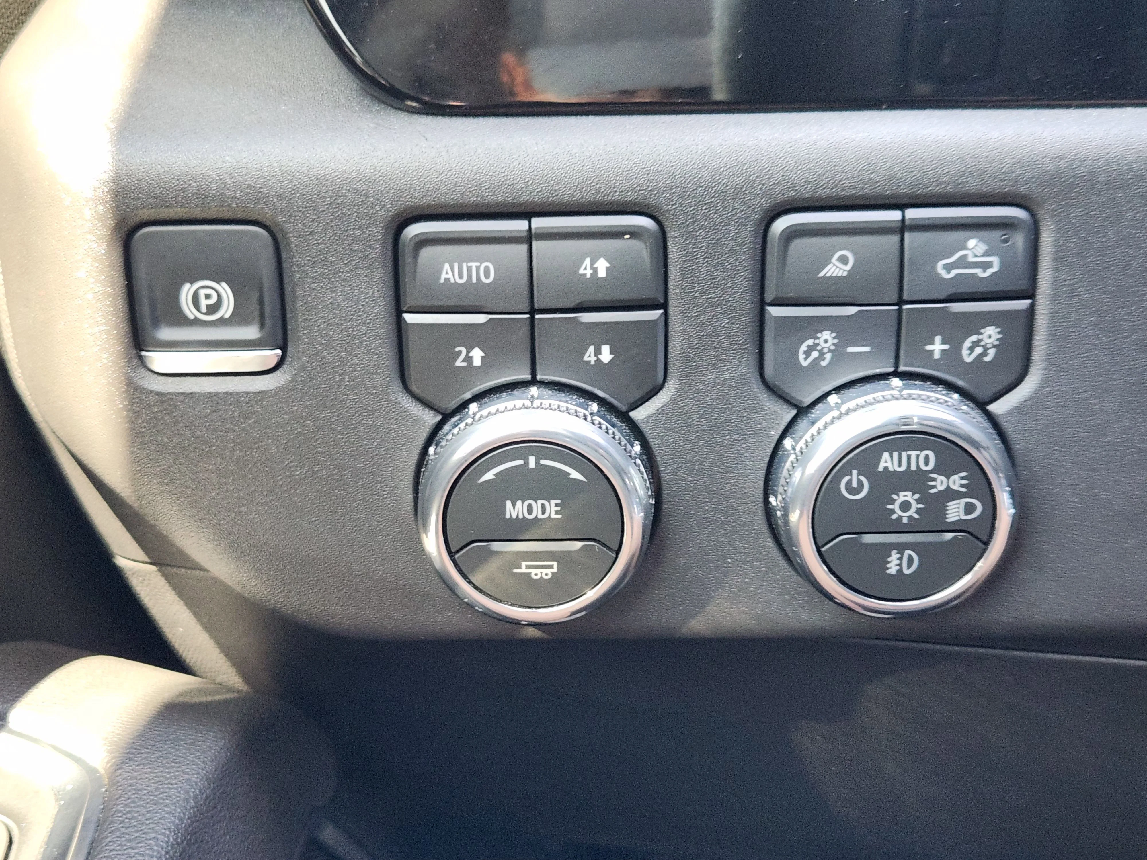Used 2026 Sterling Metallic GMC SLT image 23
