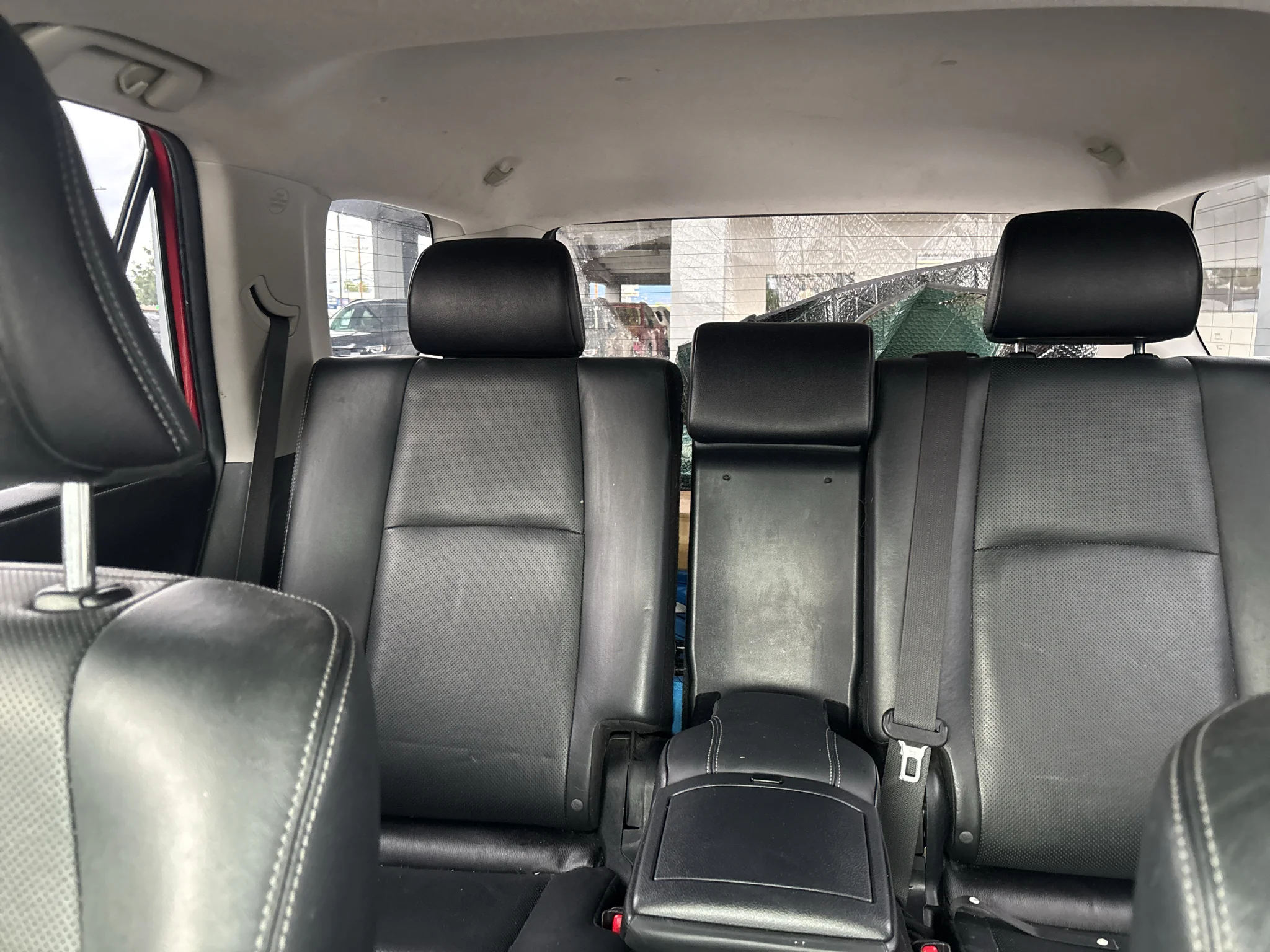 Used 2016 Barcelona Red Metallic Toyota Limited image 3