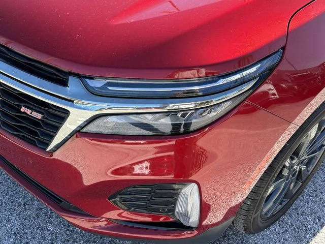 Used 2022 Red Chevrolet RS image 8