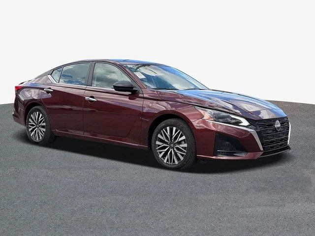 Used 2025 Red Nissan 2.5 SV image 4
