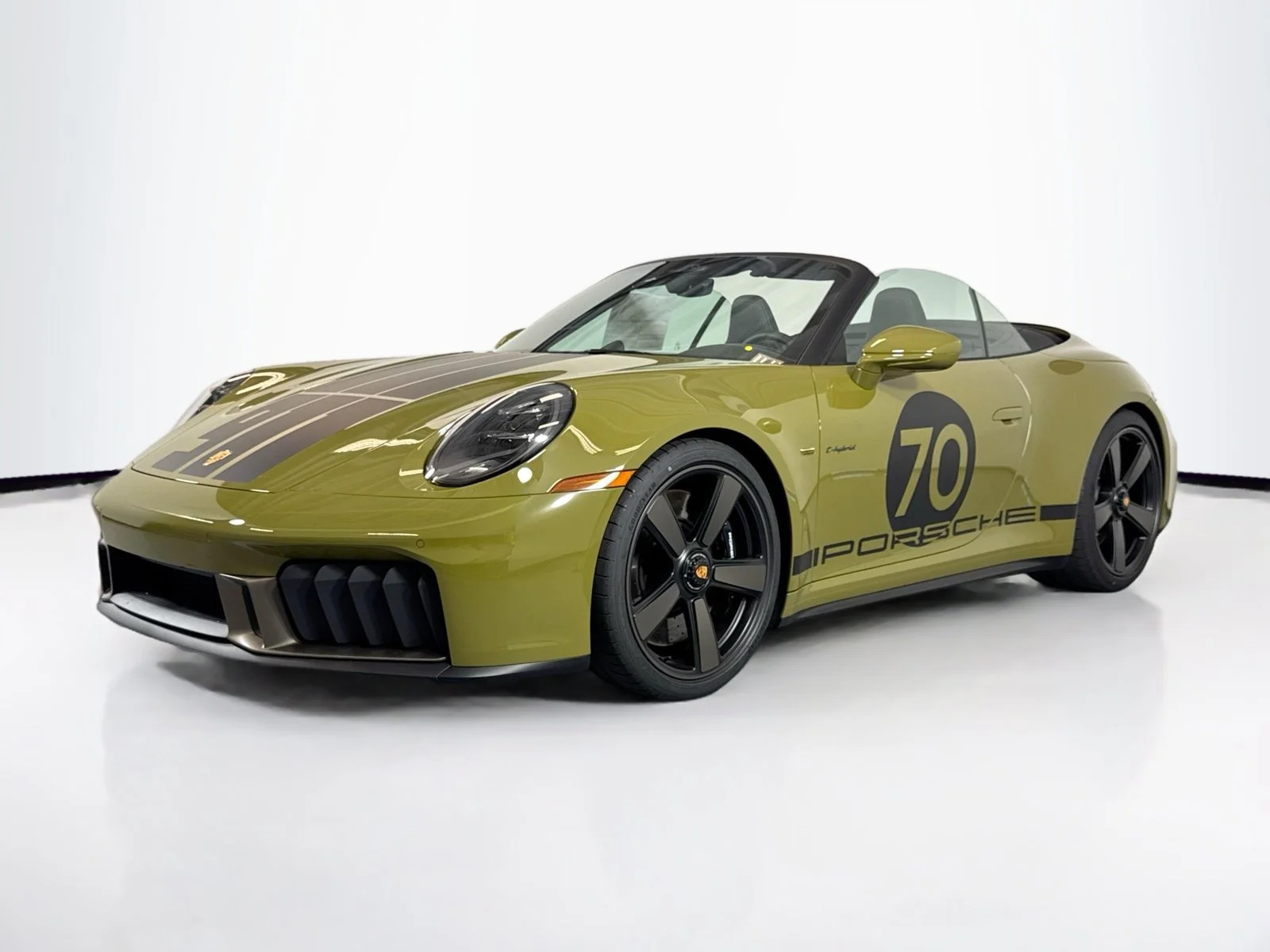 New 2026 Olive Neo Porsche Spirit 70 image 1