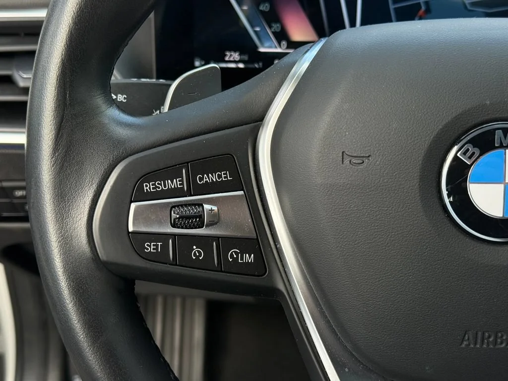 Used 2024  BMW NA image 18