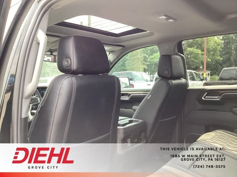 Used 2023 Black Chevrolet RST image 19