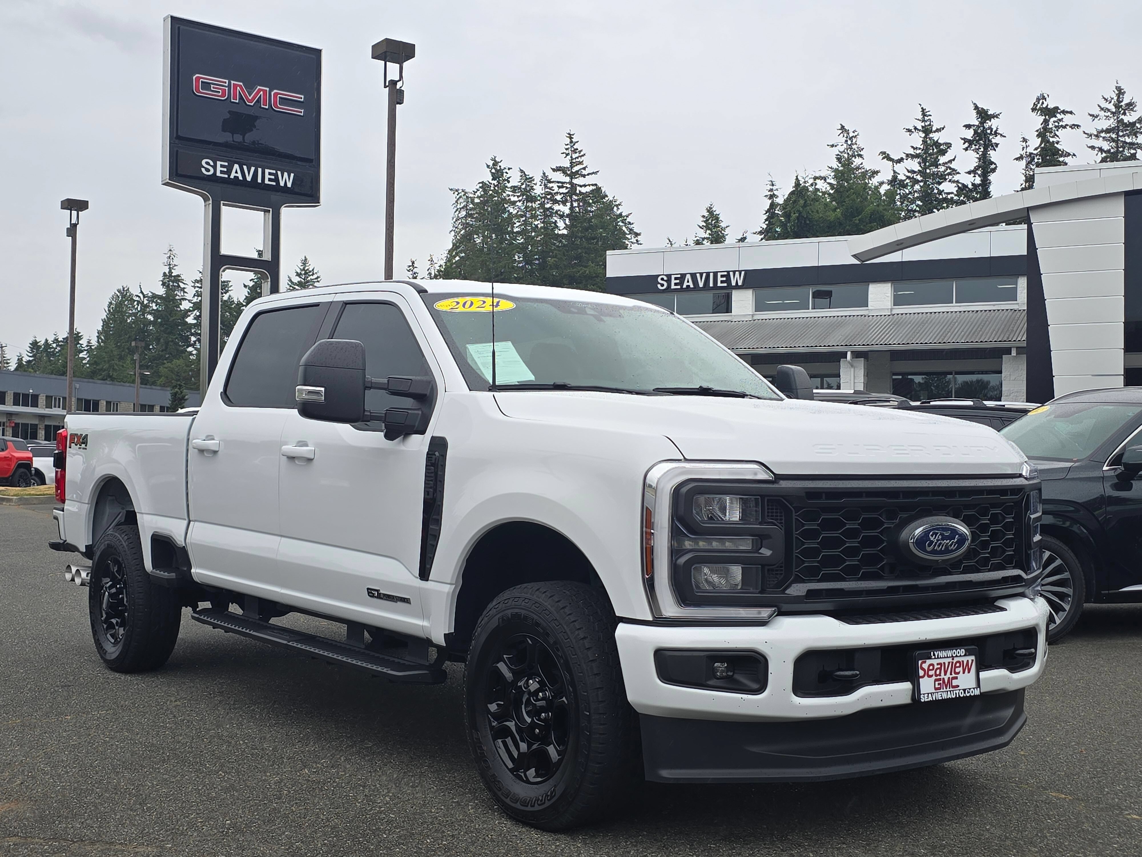 2024 Ford F-250 XL 4x4 Crew Cab 6-3/4' Box's photo