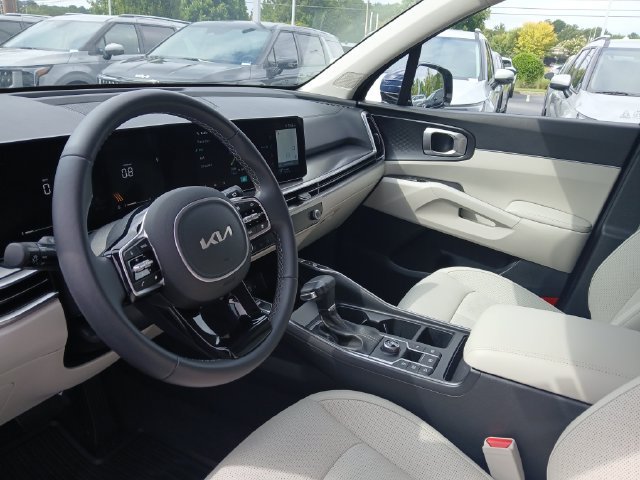 Used 2024 Black Kia S image 14
