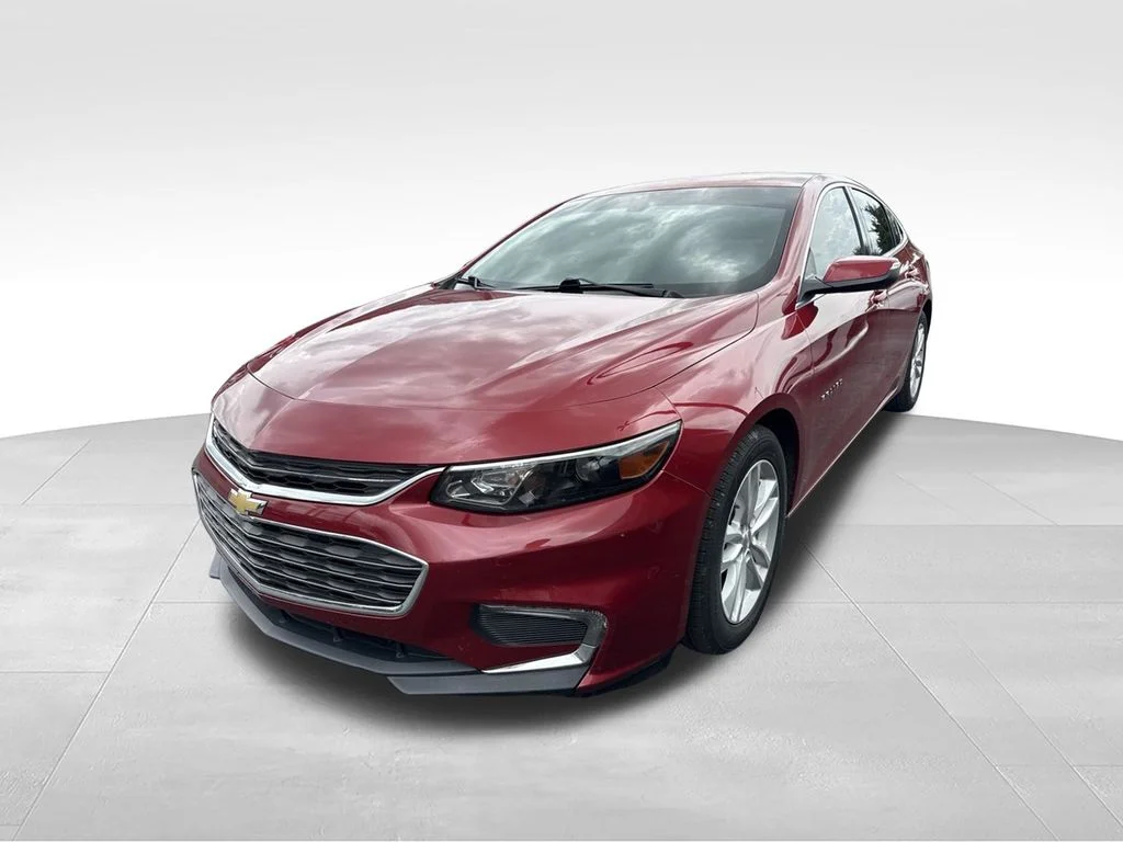 Used 2016 Red Chevrolet LT image 7