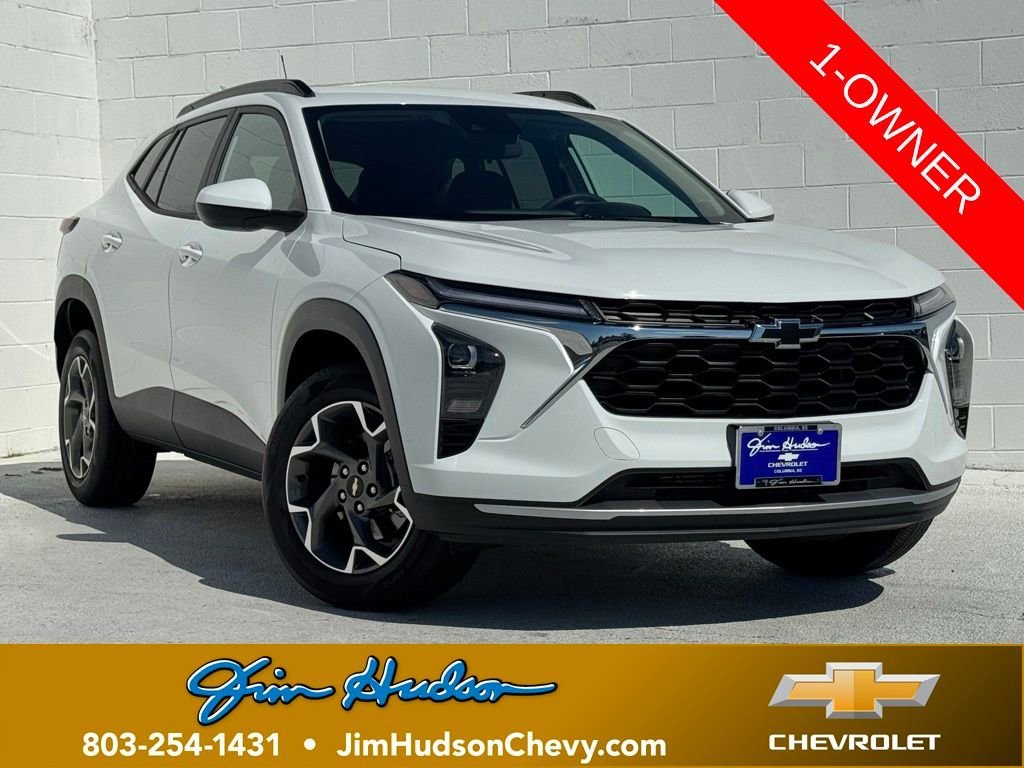 2025 Chevrolet Trax LT's photo