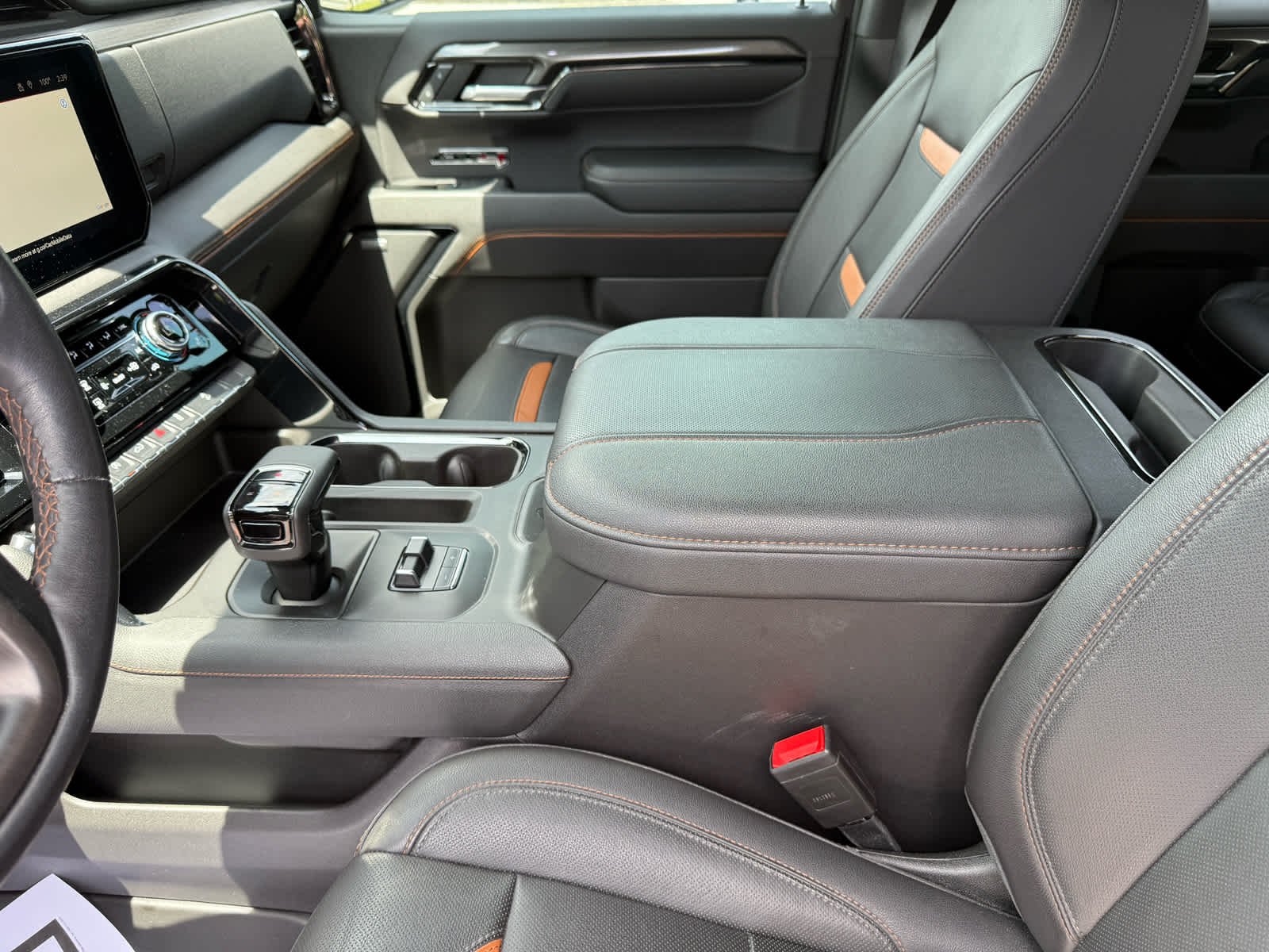 Used 2023 Sterling Metallic GMC AT4 image 23