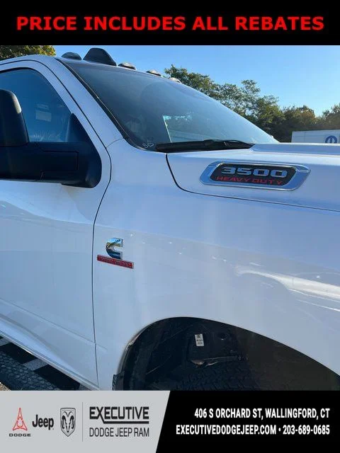 New 2026 Bright White Clear-Coat Exterior Paint RAM Tradesman image 3