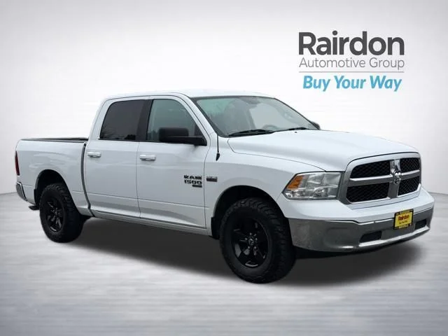 2019 RAM 1500 Classic SLT 4x4 Crew Cab 5'7's photo