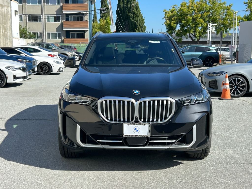 New 2026 Black Sapphire Metallic BMW xDrive40i image 8