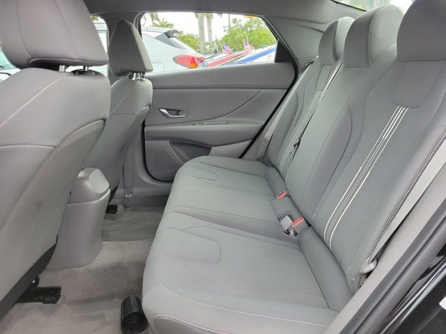 Certified Used 2023 Black Hyundai SEL image 7