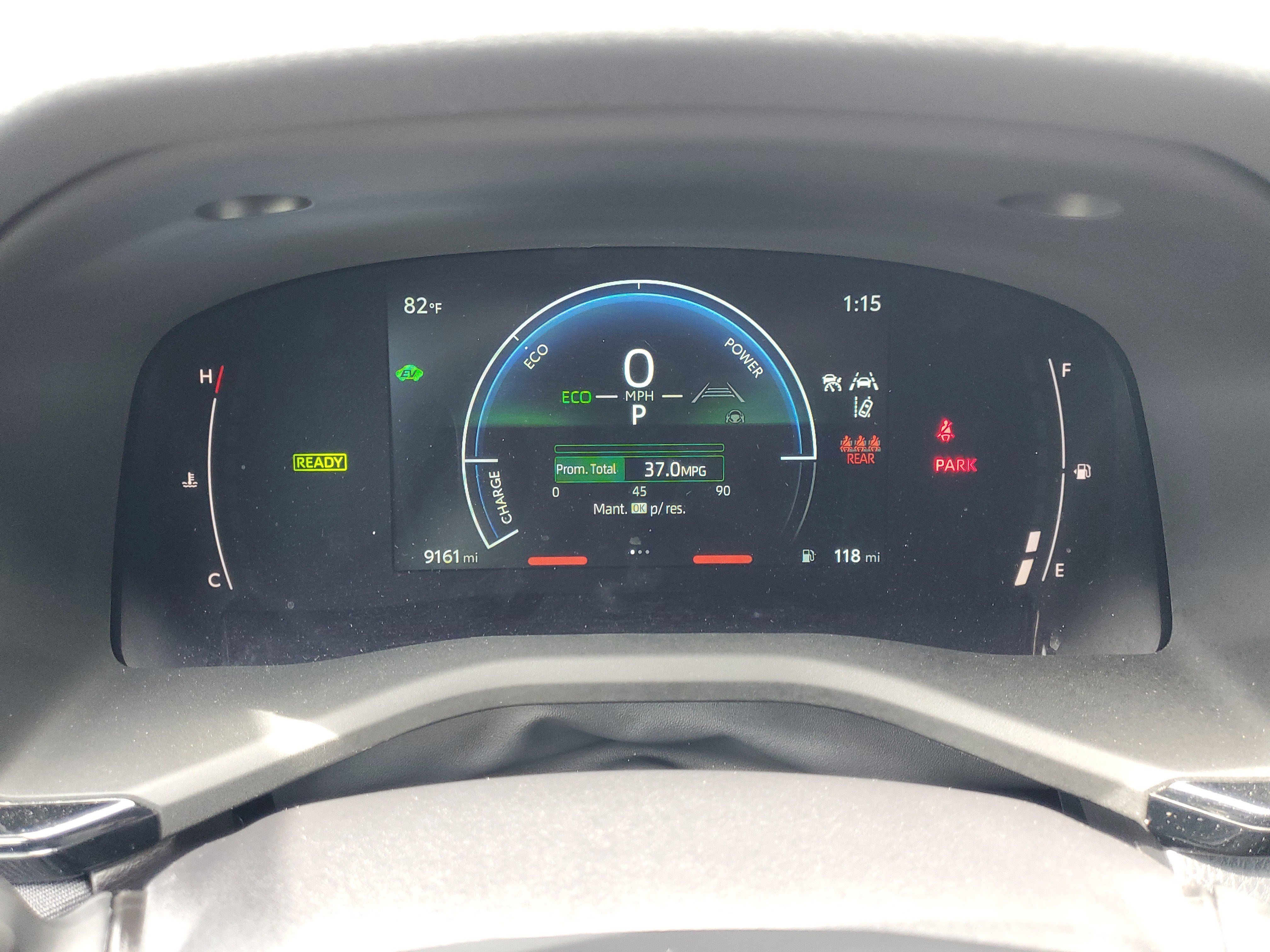 Used 2025 Ice Toyota LE image 23