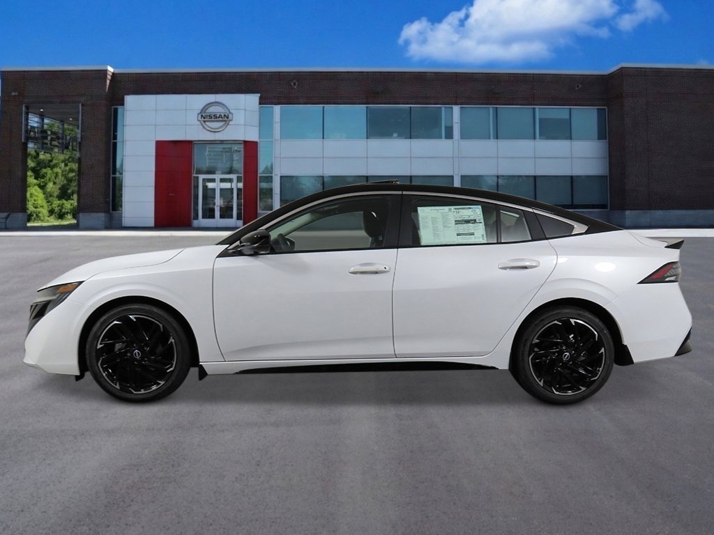 New 2026 Aspen White Tricoat/Super Black Nissan SR image 2