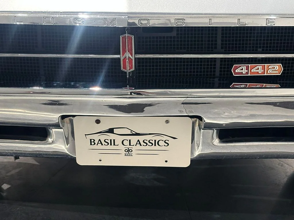 Used 1966 Silver Oldsmobile  image 28