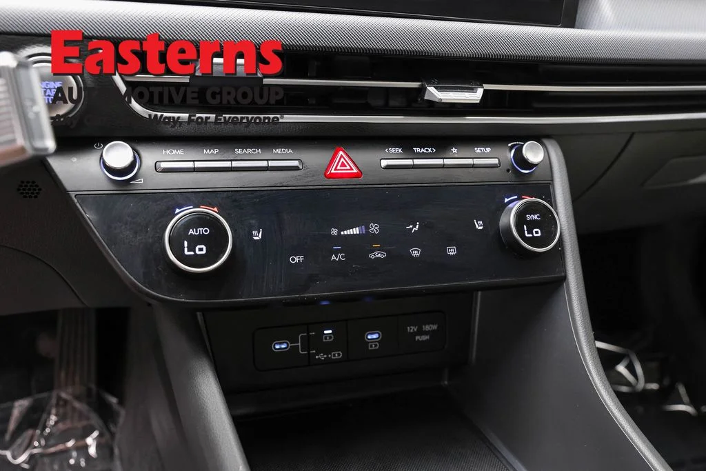 Used 2025 Silver Hyundai SEL image 20