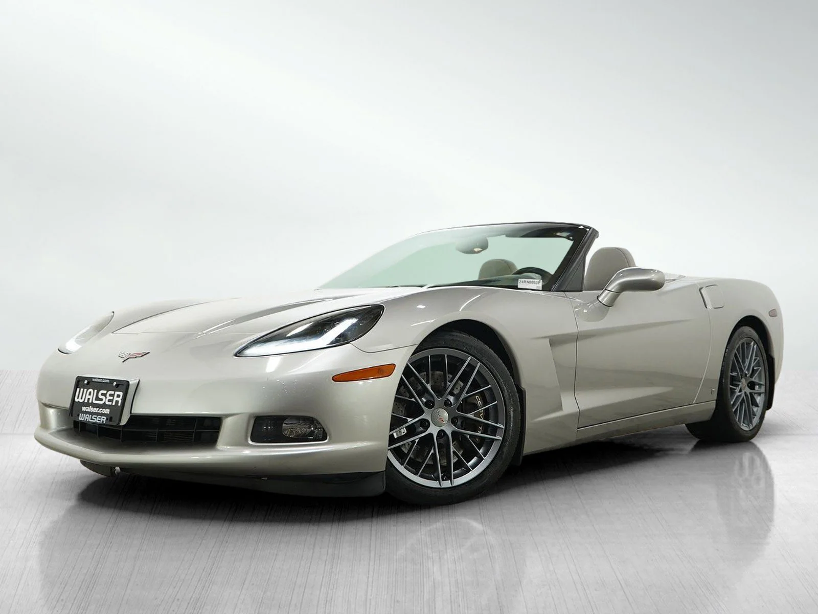 Used 2007 Chevrolet Corvette Base with VIN 1G1YY36U275125921 for sale in Wayzata, Minnesota