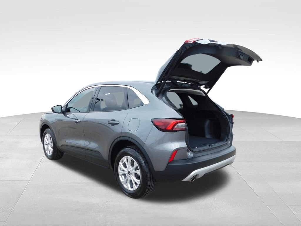 Used 2023 Gray Ford Active image 21