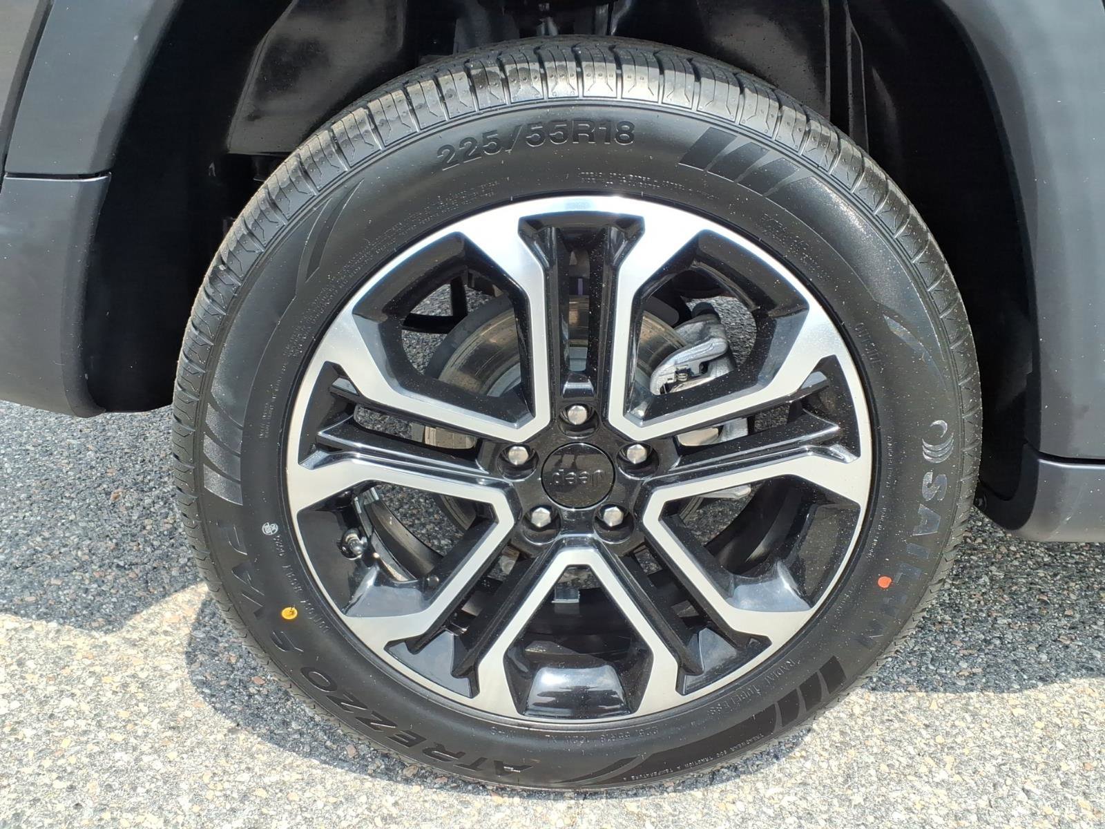 Used 2022 Granite Crystal Metallic Clearcoat Jeep Limited image 24