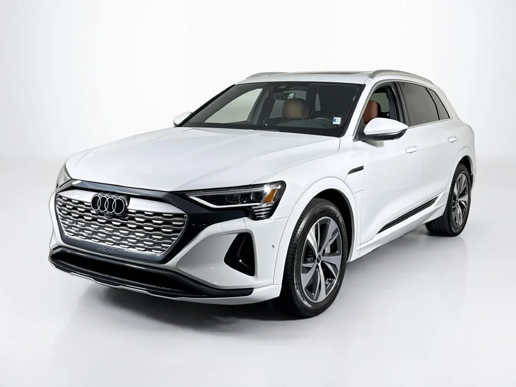 2024 Audi Q8 e-tron