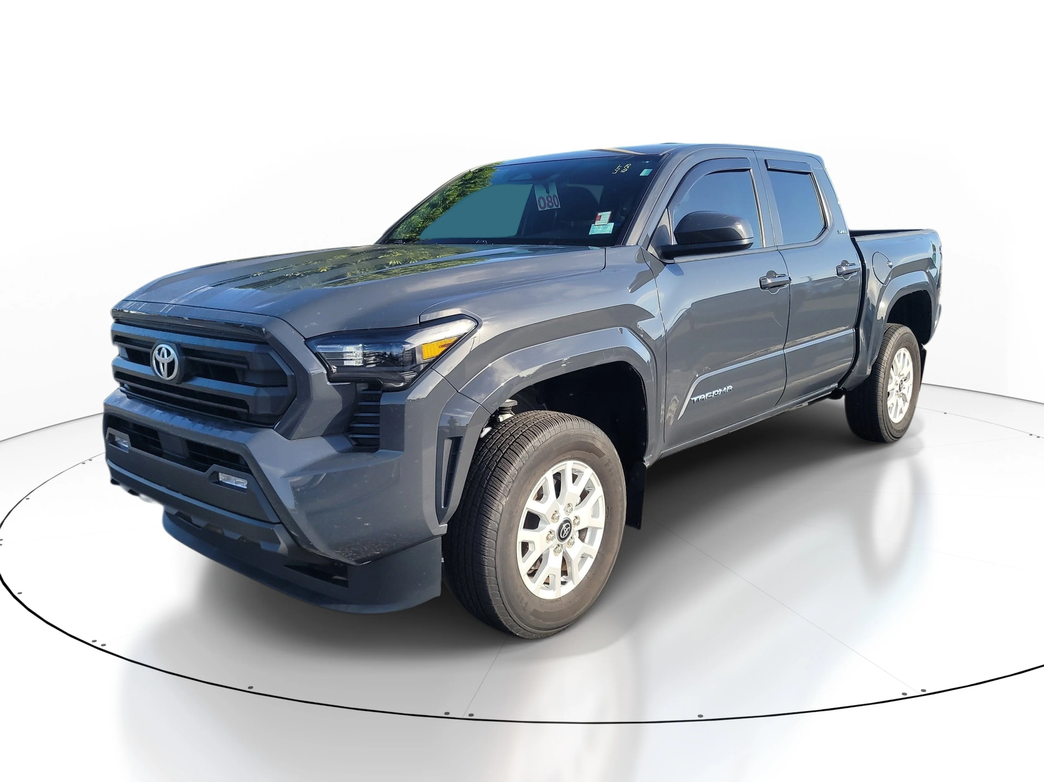 Used 2025  Toyota SR5 image 3