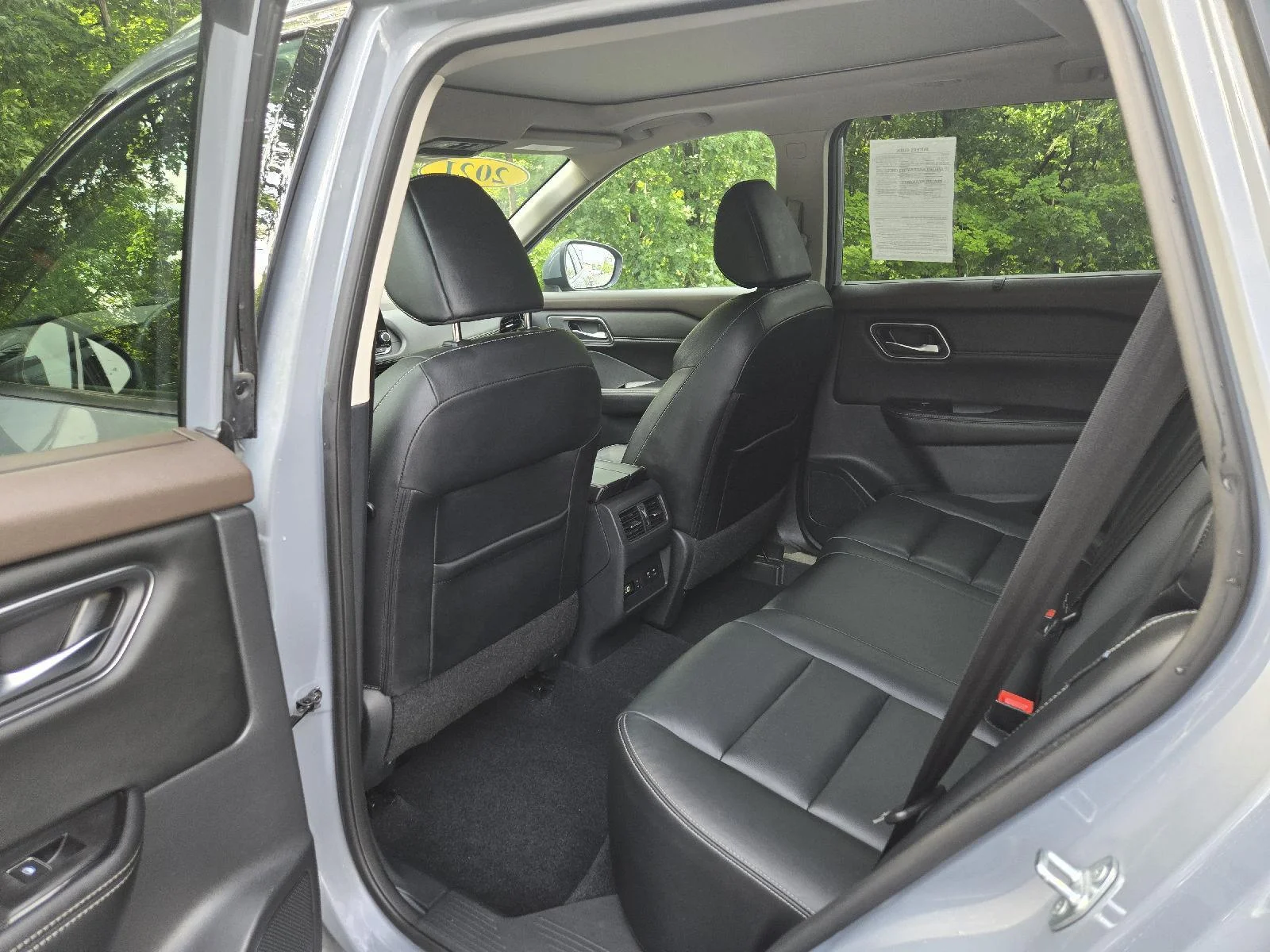Used 2021 Boulder Gray Pearl Nissan SL image 27