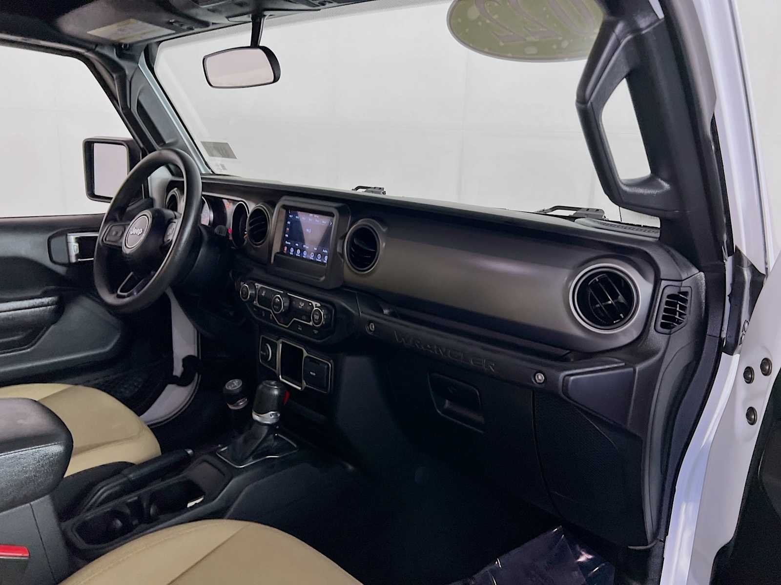 Used 2022 Bright White Clearcoat Jeep Unlimited Sport image 28
