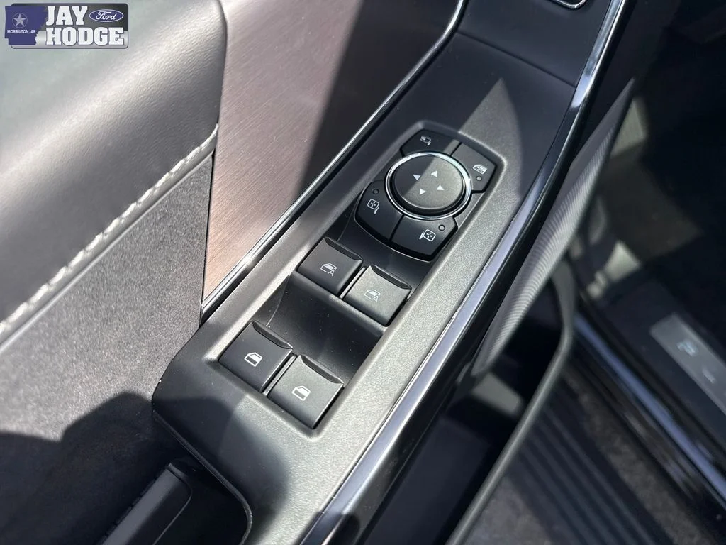 New 2026 Agate Black Metallic Ford Platinum® image 23