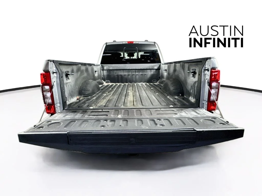 Used 2020 Silver Ford Lariat image 31