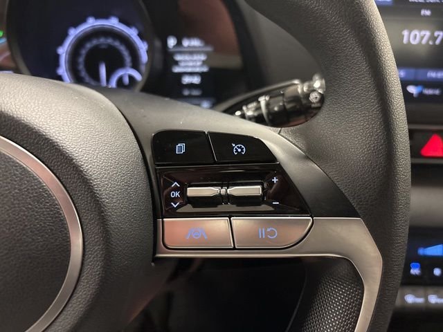 2023 Hyundai Elantra Blue - Photo 16