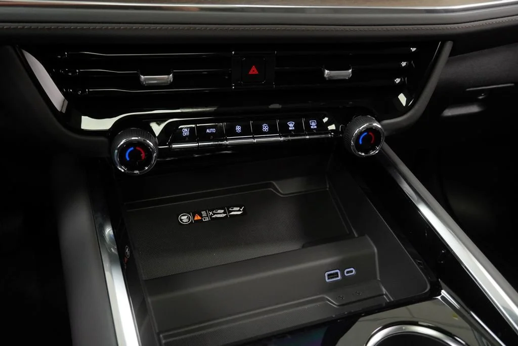 New 2026 Black Chevrolet High Country image 20