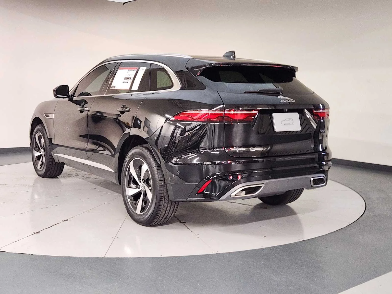 New 2026 Santorini Black Metallic Jaguar R-Dynamic S image 10